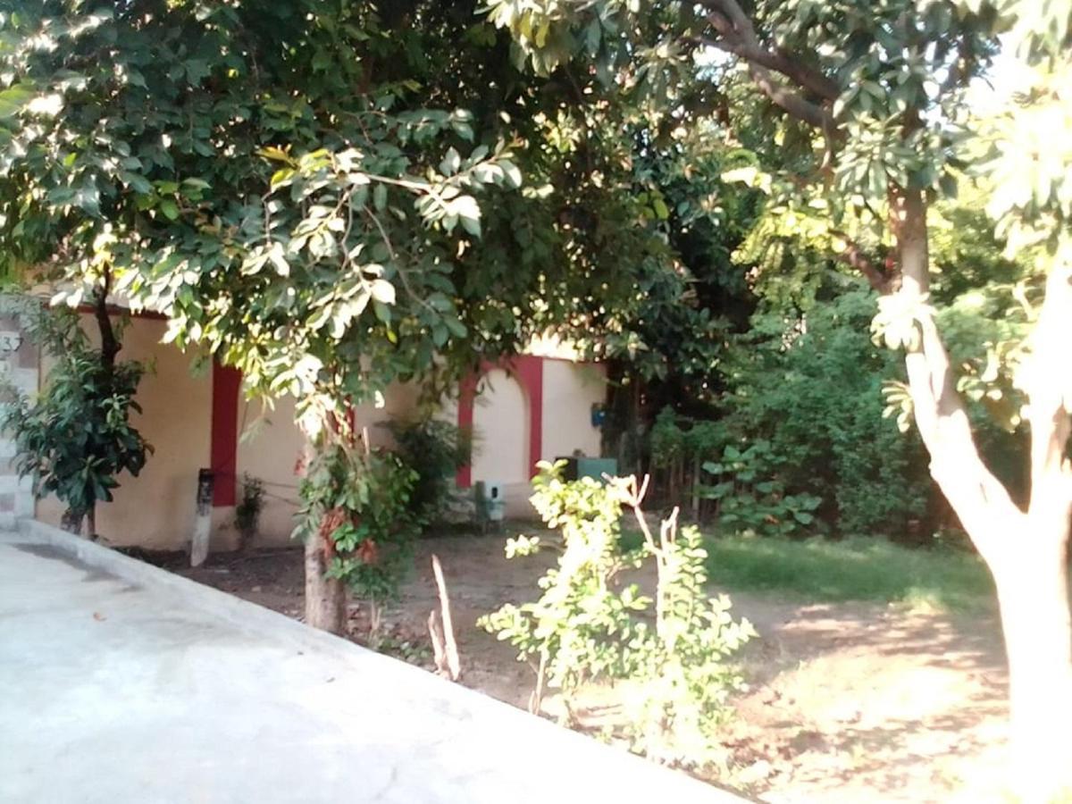 Newly Renovated Guesthouse Islamabad Exterior foto